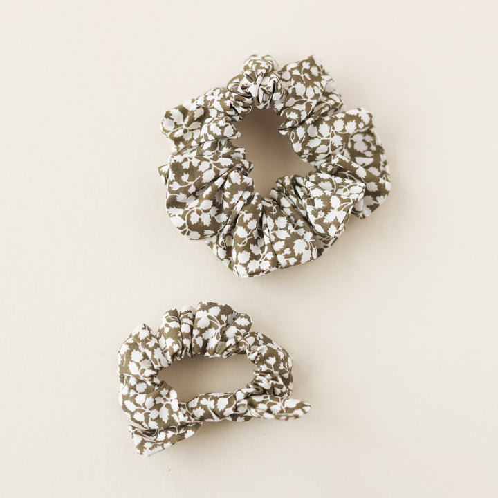 Adult scrunchie in Olive Floral