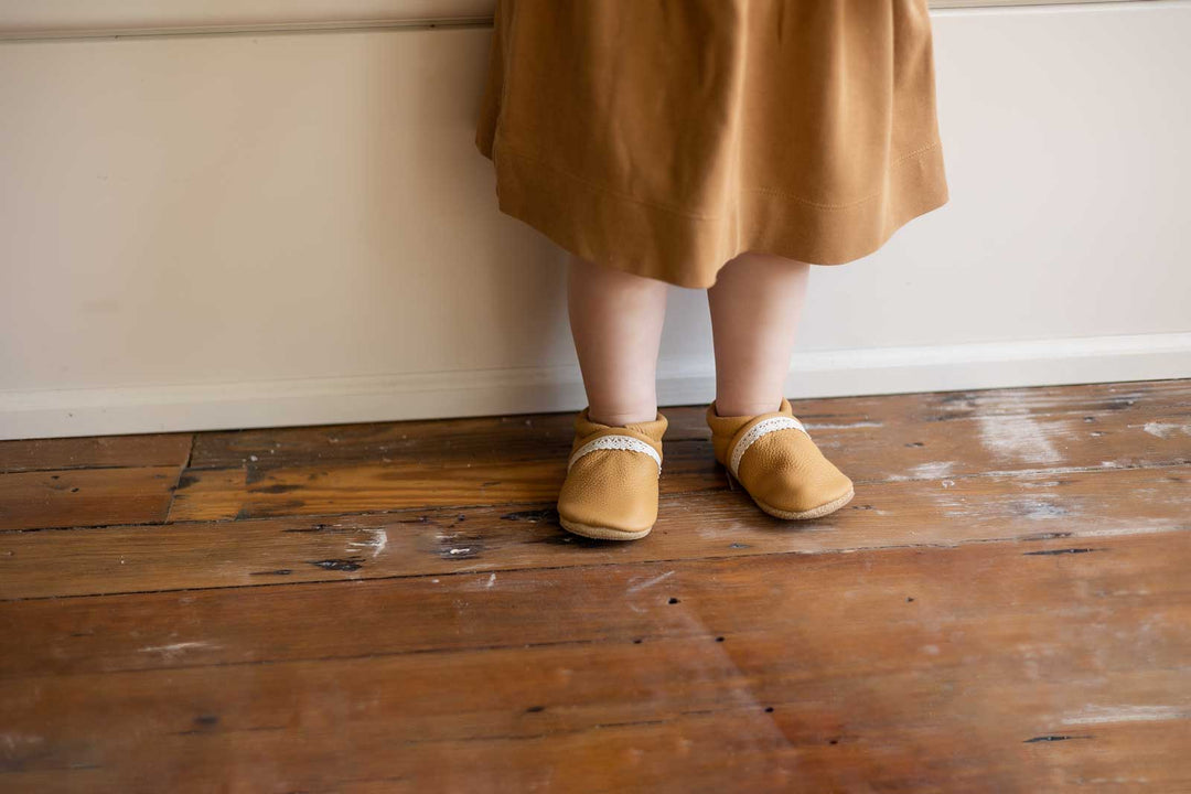 Baby Girl Soft-Sole Shoes