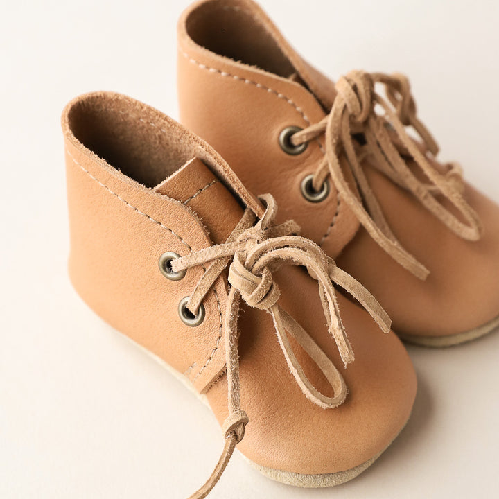 Boots in Caramel