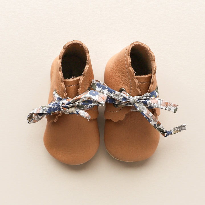 Scalloped Leather Baby Girl Boots in Caramel