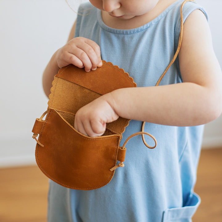 Little Girl's Scalloped Leather Purse in Navy